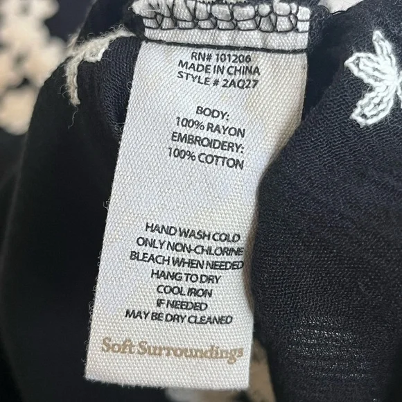 Soft Surrounding Boho Floral Embroidered Sz S Tunic Top - Picture 9 of 11